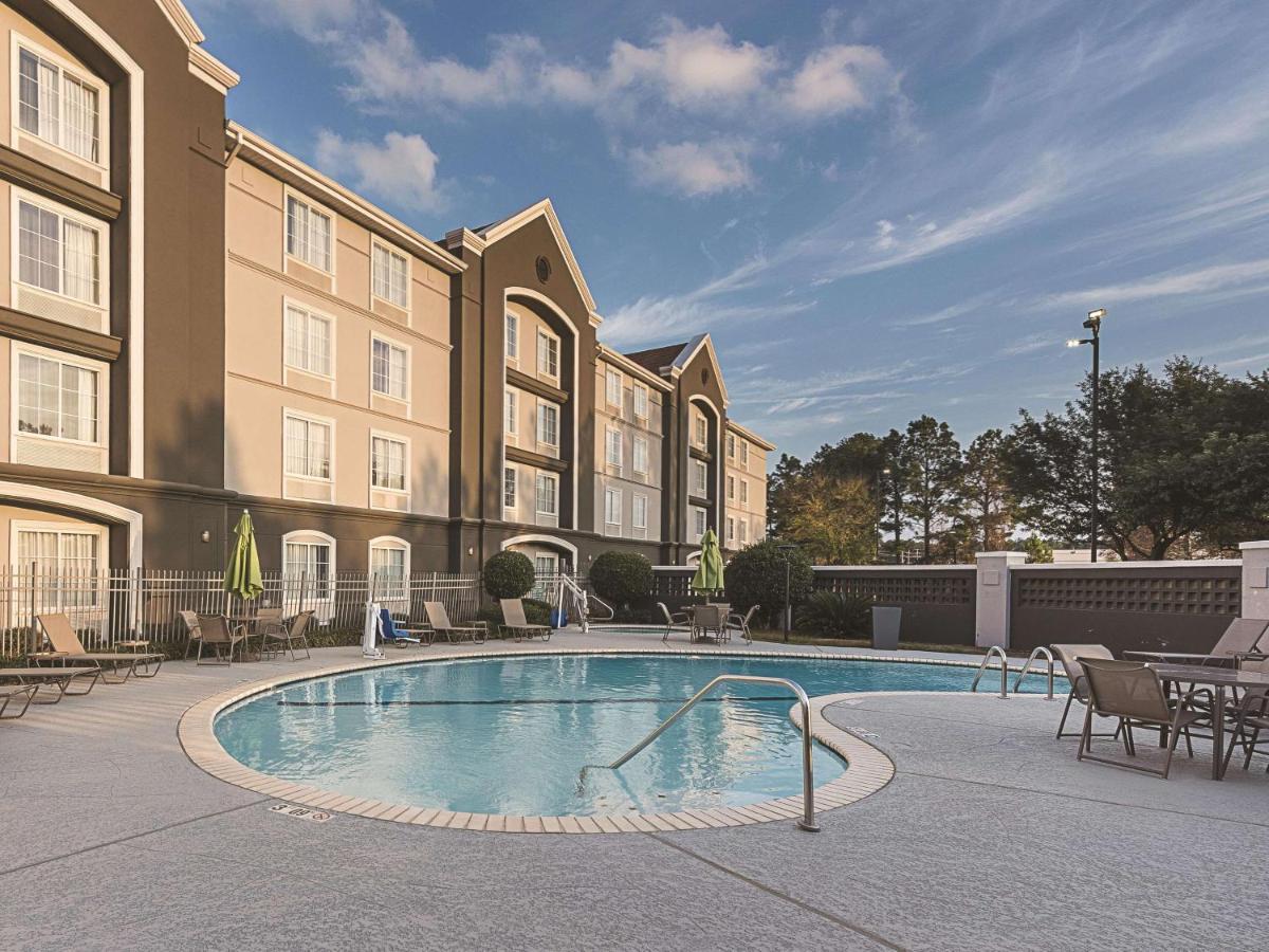 Отель La Quinta By Wyndham Shreveport Airport Экстерьер фото